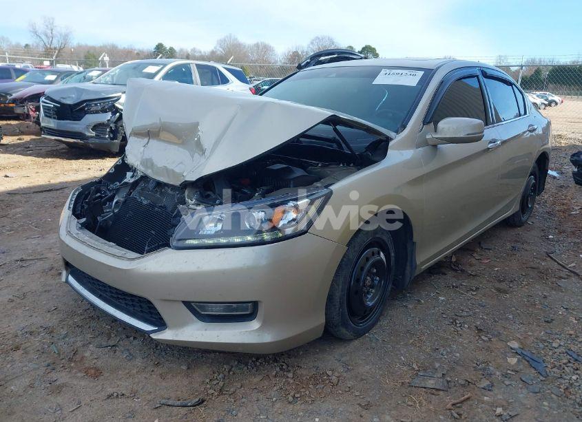 Photo 2 of 2013 Honda Accord EX-L V-6 (VIN 1HGCR3F80DA028240)