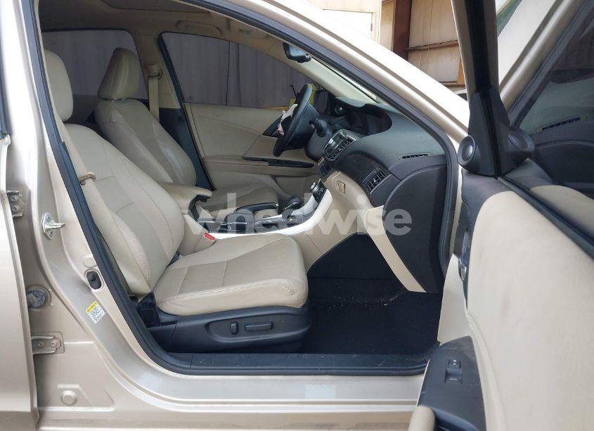 Photo 5 of 2013 Honda Accord EX-L V-6 (VIN 1HGCR3F80DA028240)