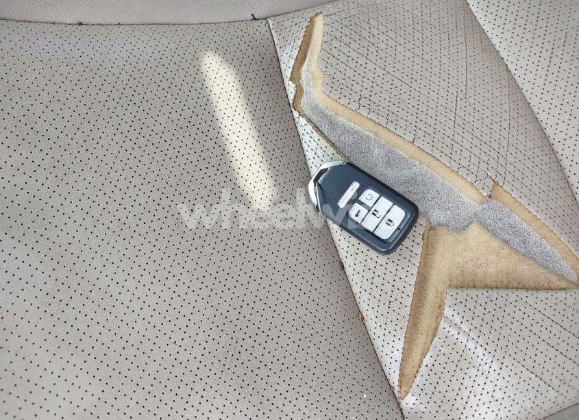 Photo 11 of 2013 Honda Accord EX-L V-6 (VIN 1HGCR3F80DA029856)