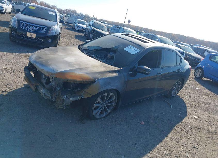 Photo 2 of 2013 Honda Accord EX-L V-6 (VIN 1HGCR3F80DA038184)