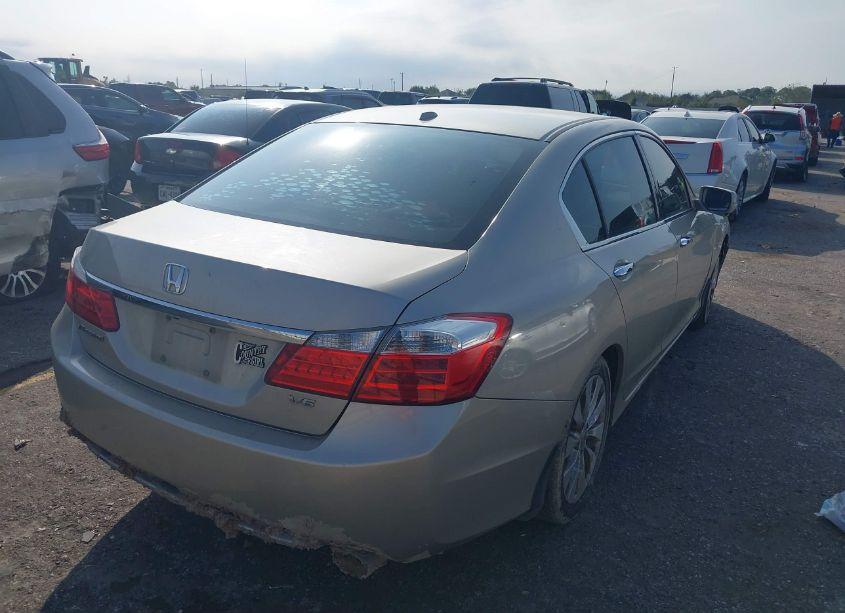 Photo 4 of 2013 Honda Accord EX-L V-6 (VIN 1HGCR3F80DA042252)
