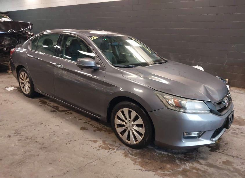 2013 Honda Accord EX-L V-6 (VIN 1HGCR3F80DA046995) main photo