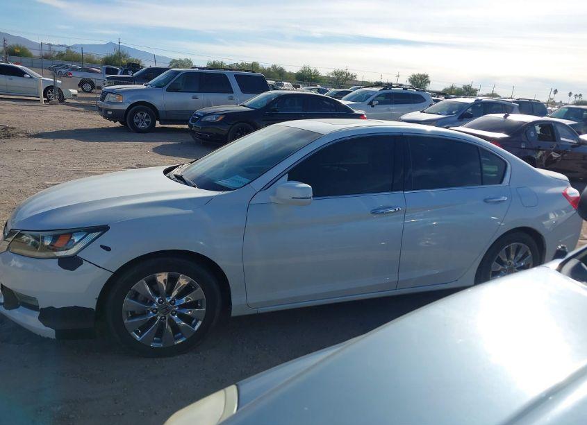 Photo 14 of 2014 Honda Accord EX-L V-6 (VIN 1HGCR3F80EA003839)