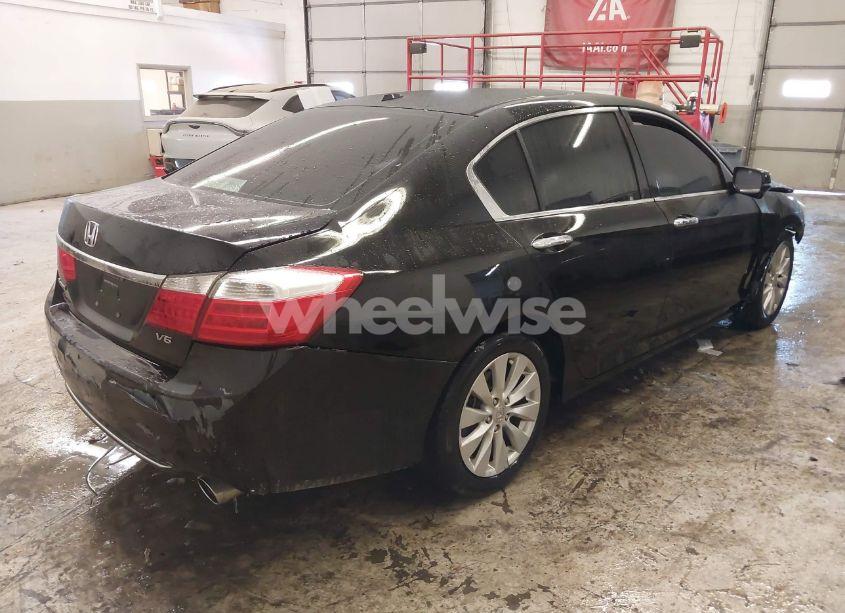 Photo 4 of 2014 Honda Accord EX-L V-6 (VIN 1HGCR3F80EA012217)