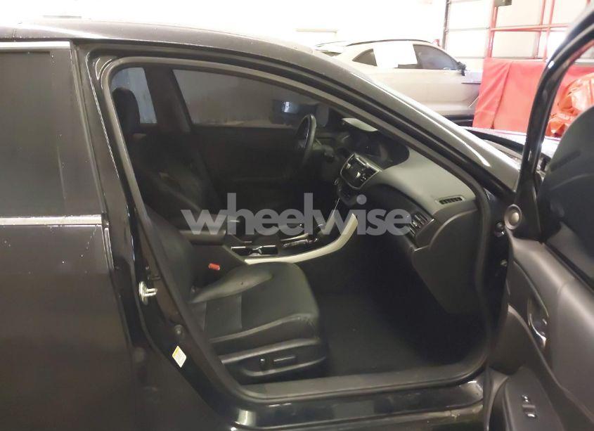 Photo 5 of 2014 Honda Accord EX-L V-6 (VIN 1HGCR3F80EA012217)