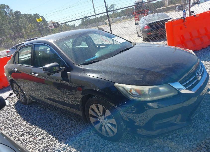 Photo 13 of 2014 Honda Accord EX-L V-6 (VIN 1HGCR3F80EA014663)