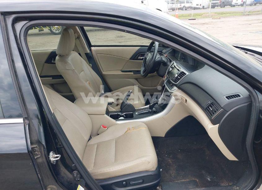 Photo 5 of 2014 Honda Accord EX-L V-6 (VIN 1HGCR3F80EA024609)