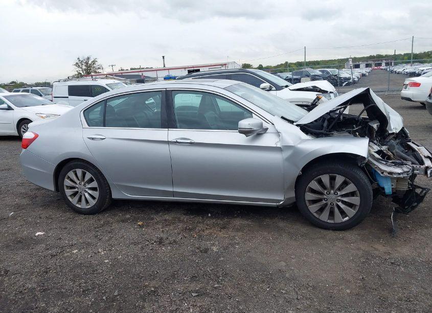 Photo 13 of 2014 Honda Accord EX-L V-6 (VIN 1HGCR3F80EA040776)