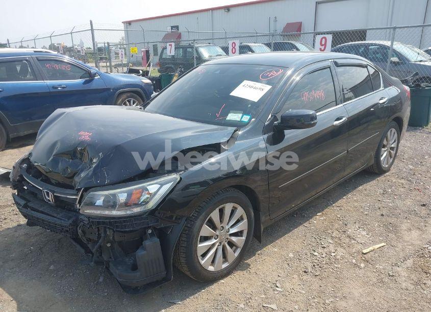 Photo 2 of 2015 Honda Accord EX-L V-6 (VIN 1HGCR3F80FA014373)