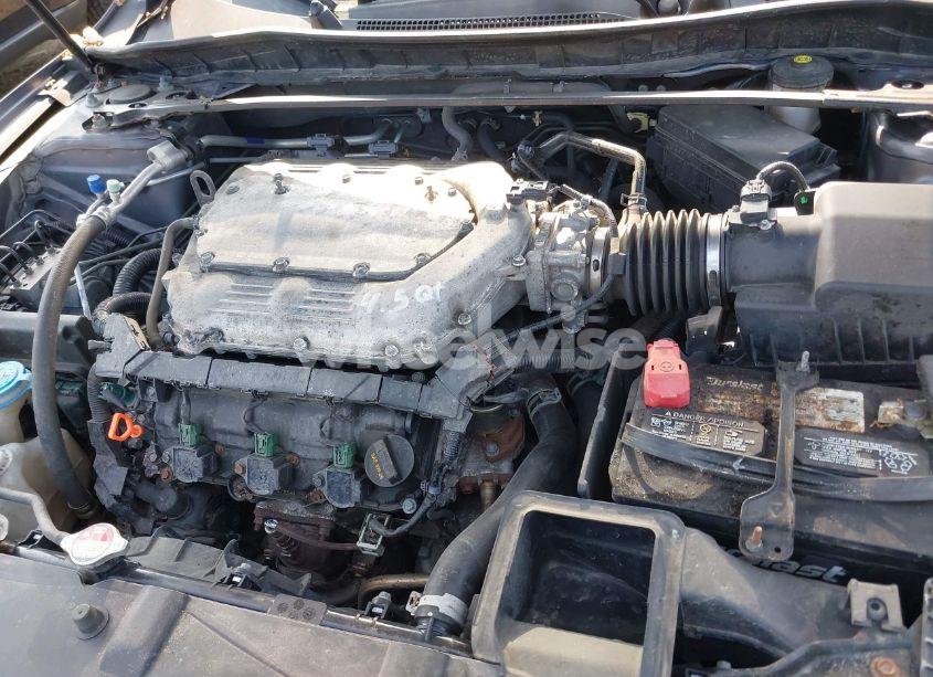 Photo 10 of 2015 Honda Accord EX-L V-6 (VIN 1HGCR3F80FA033120)