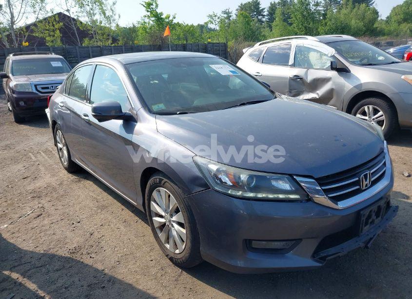 Photo 13 of 2015 Honda Accord EX-L V-6 (VIN 1HGCR3F80FA033120)