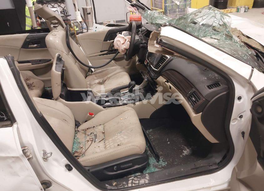 Photo 5 of 2017 Honda Accord EX-L V6 (VIN 1HGCR3F80HA017387)