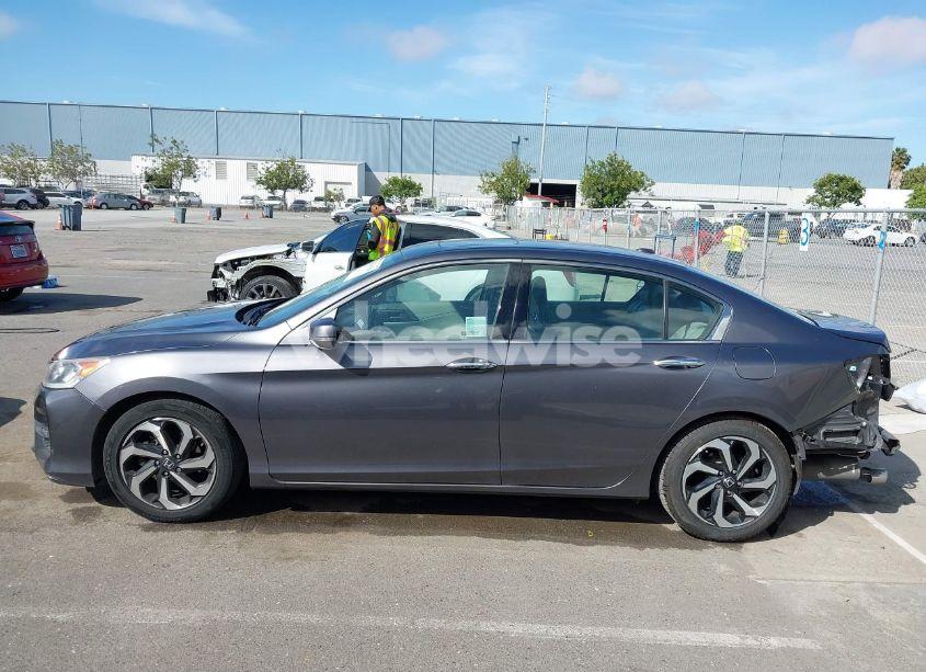 Photo 15 of 2017 Honda Accord EX-L V6 (VIN 1HGCR3F80HA019933)