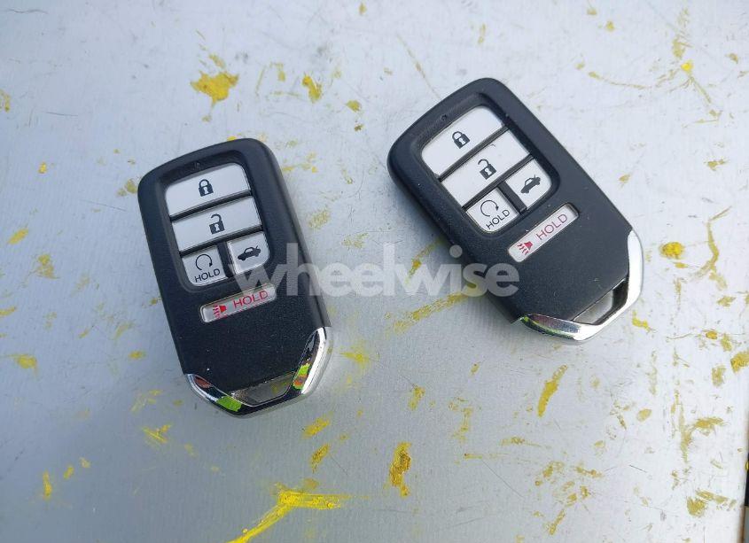 Photo 11 of 2017 Honda Accord EX-L V6 (VIN 1HGCR3F80HA040748)