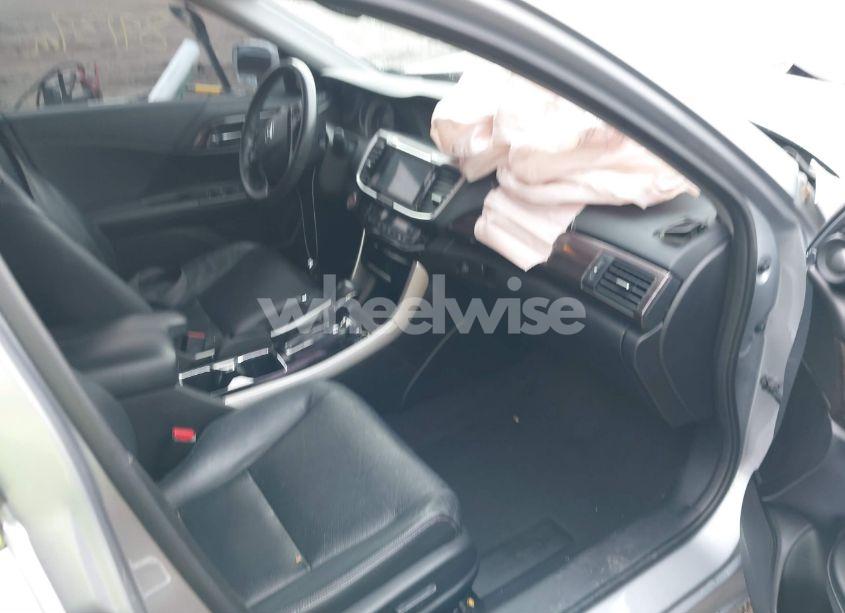 Photo 5 of 2017 Honda Accord EX-L V6 (VIN 1HGCR3F80HA040748)