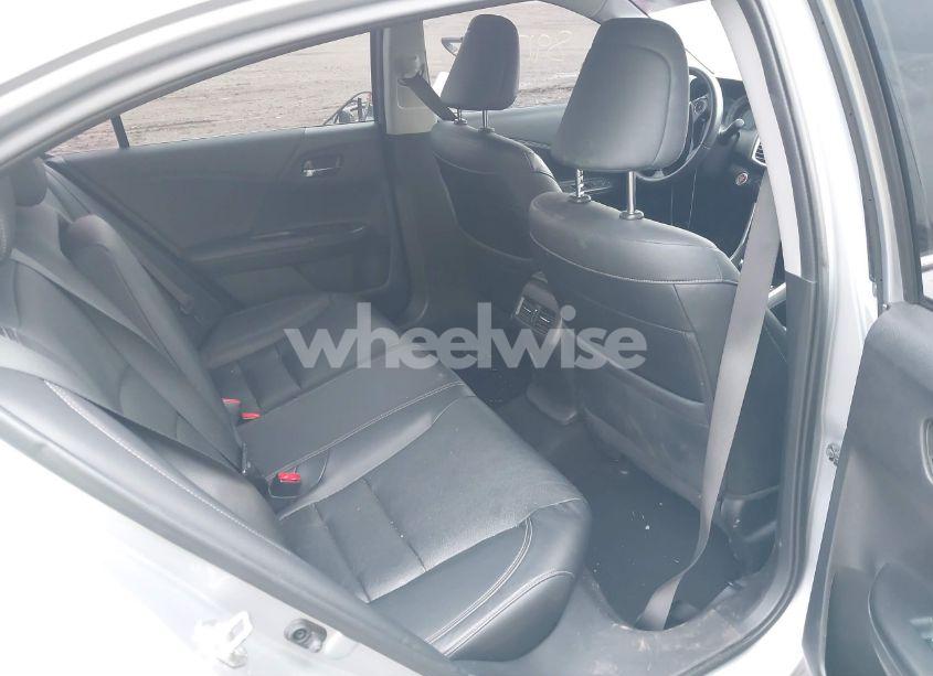 Photo 8 of 2017 Honda Accord EX-L V6 (VIN 1HGCR3F80HA040748)