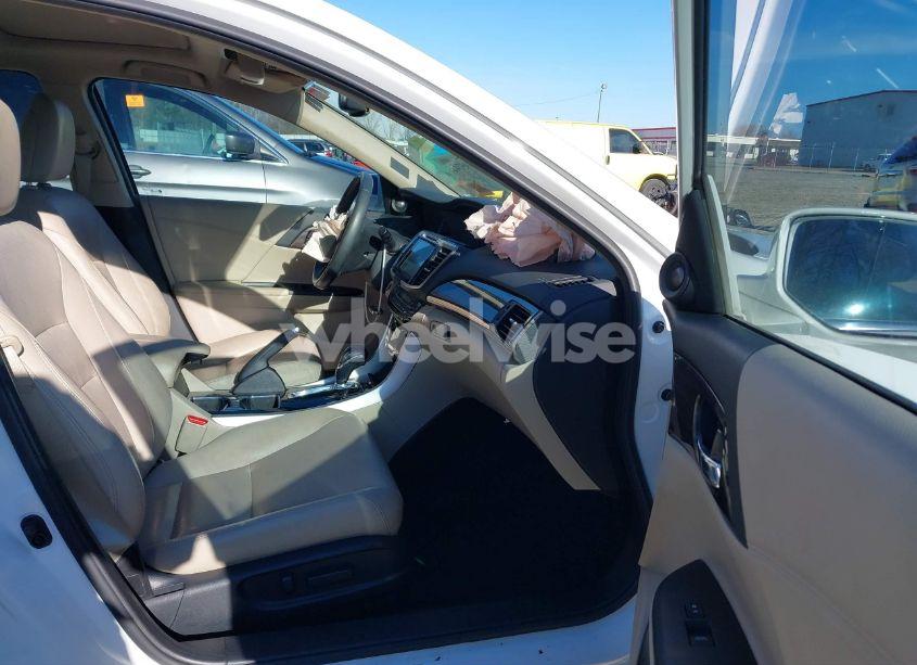 Photo 5 of 2017 Honda Accord EX-L V6 (VIN 1HGCR3F80HA045125)