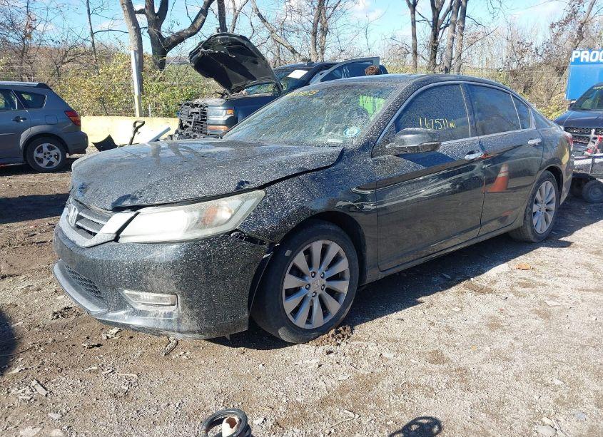 Photo 2 of 2013 Honda Accord EX-L V-6 (VIN 1HGCR3F81DA004707)