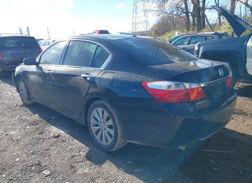 Photo 3 of 2013 Honda Accord EX-L V-6 (VIN 1HGCR3F81DA004707)