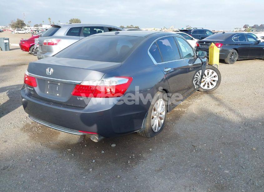 Photo 4 of 2013 Honda Accord EX-L V-6 (VIN 1HGCR3F81DA030868)