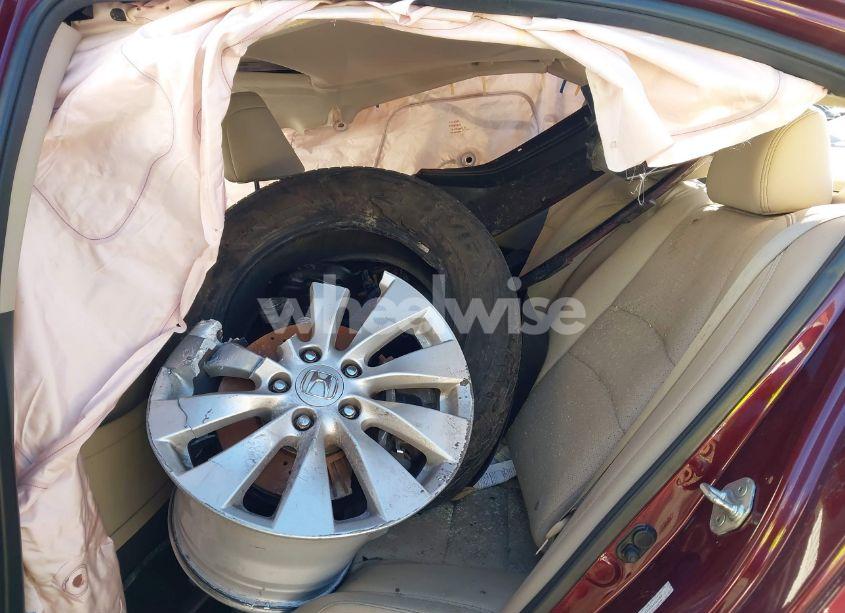 Photo 8 of 2013 Honda Accord EX-L V-6 (VIN 1HGCR3F81DA033088)