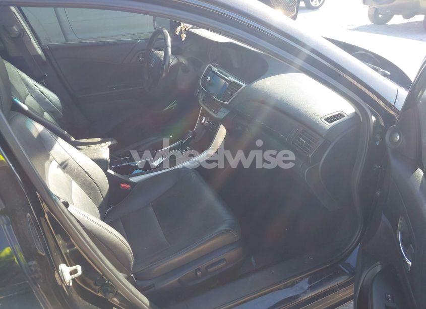 Photo 5 of 2013 Honda Accord EX-L V-6 (VIN 1HGCR3F81DA037089)