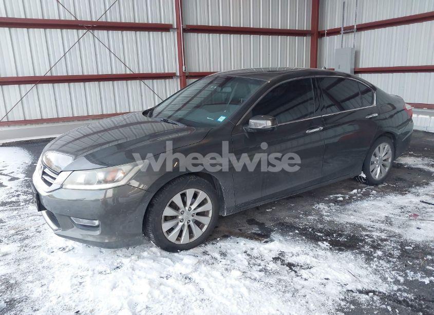 Photo 2 of 2013 Honda Accord EX-L V-6 (VIN 1HGCR3F81DA039005)