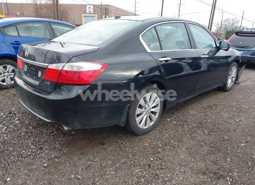 Photo 4 of 2013 Honda Accord EX-L V-6 (VIN 1HGCR3F81DA044866)