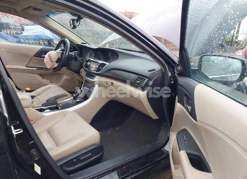 Photo 5 of 2013 Honda Accord EX-L V-6 (VIN 1HGCR3F81DA044866)