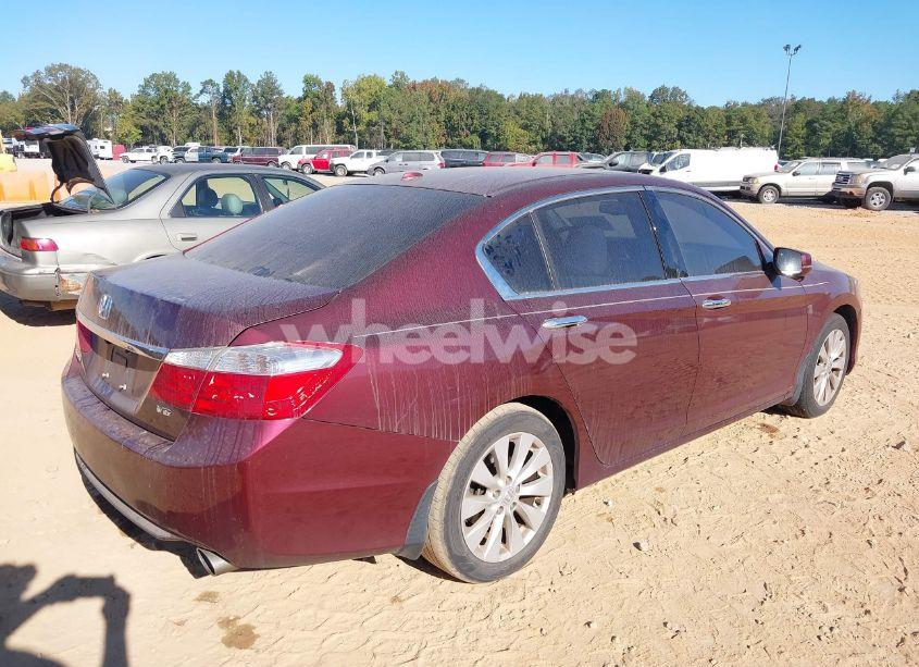 Photo 4 of 2013 Honda Accord EX-L V-6 (VIN 1HGCR3F81DA048772)