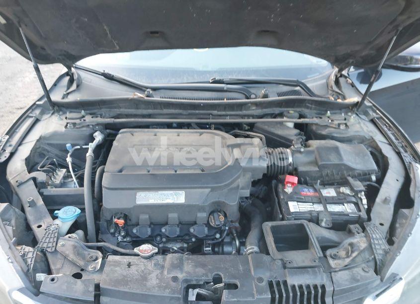 Photo 10 of 2014 Honda Accord EX-L V-6 (VIN 1HGCR3F81EA005440)
