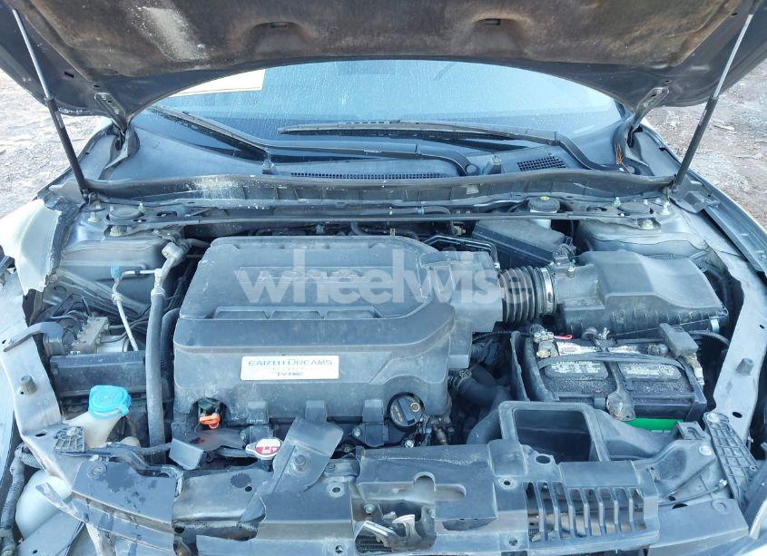 Photo 10 of 2014 Honda Accord EX-L V-6 (VIN 1HGCR3F81EA009102)