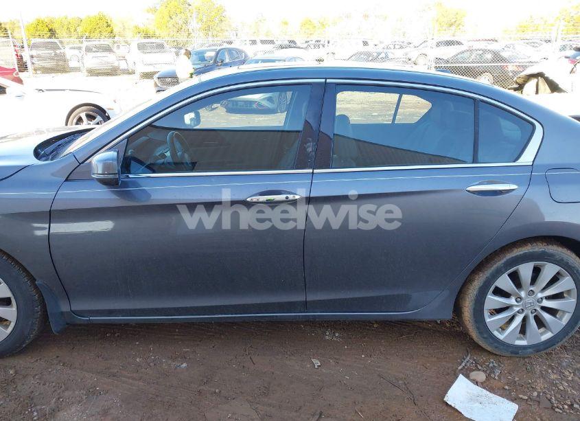 Photo 14 of 2014 Honda Accord EX-L V-6 (VIN 1HGCR3F81EA009102)