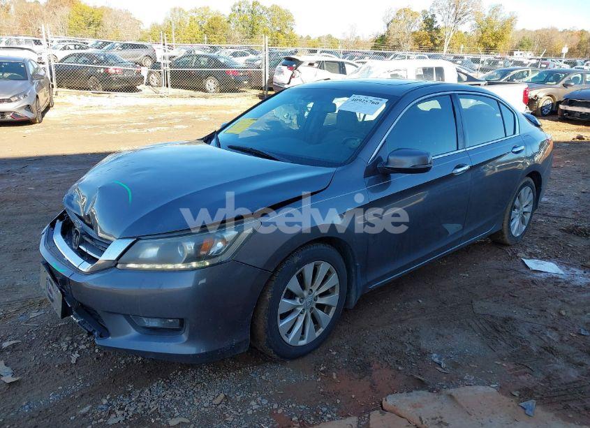 Photo 2 of 2014 Honda Accord EX-L V-6 (VIN 1HGCR3F81EA009102)