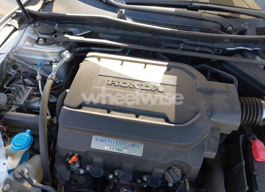 Photo 10 of 2014 Honda Accord EX-L V-6 (VIN 1HGCR3F81EA014266)