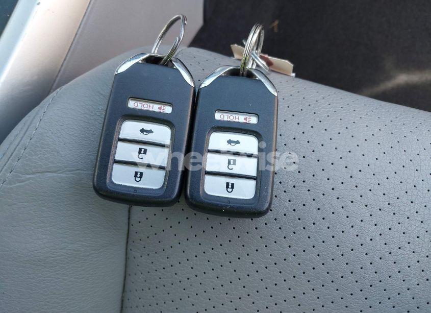 Photo 11 of 2014 Honda Accord EX-L V-6 (VIN 1HGCR3F81EA014266)