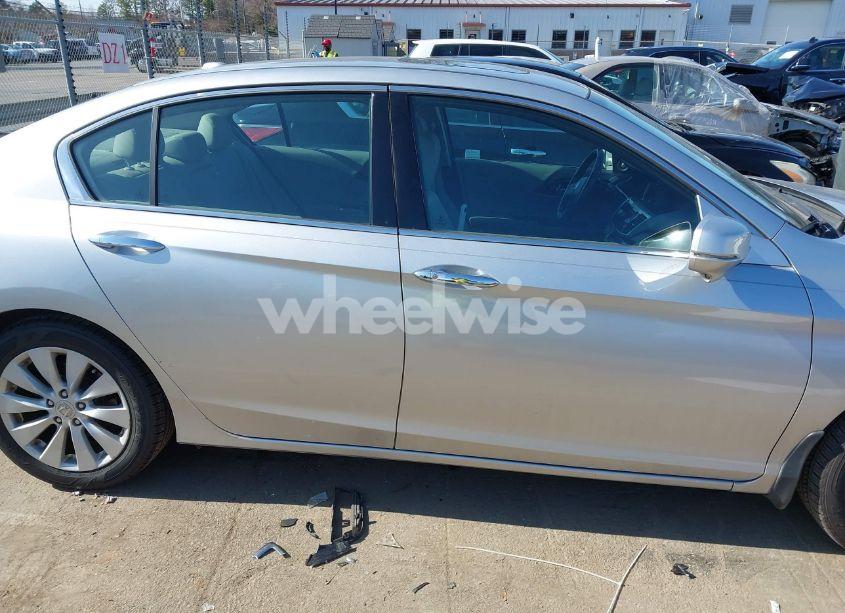 Photo 14 of 2014 Honda Accord EX-L V-6 (VIN 1HGCR3F81EA014266)