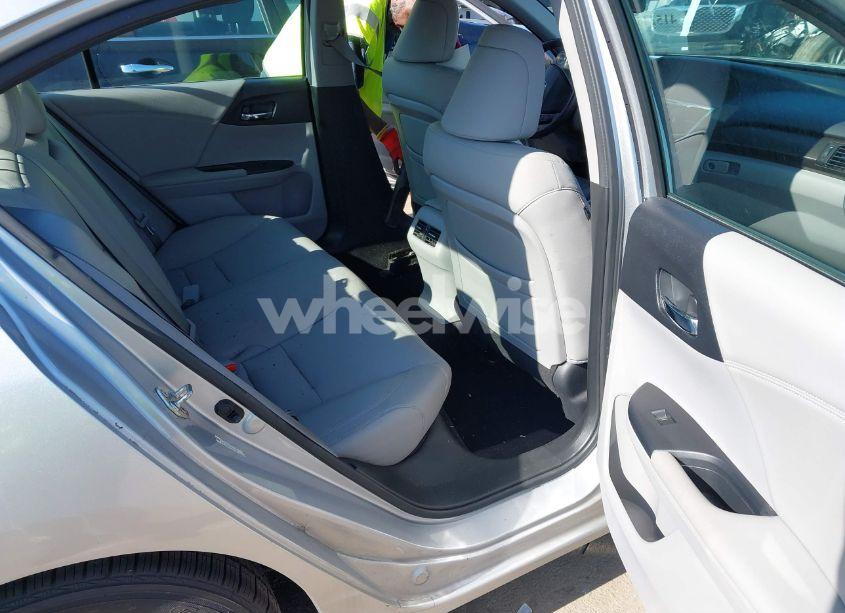 Photo 8 of 2014 Honda Accord EX-L V-6 (VIN 1HGCR3F81EA014266)