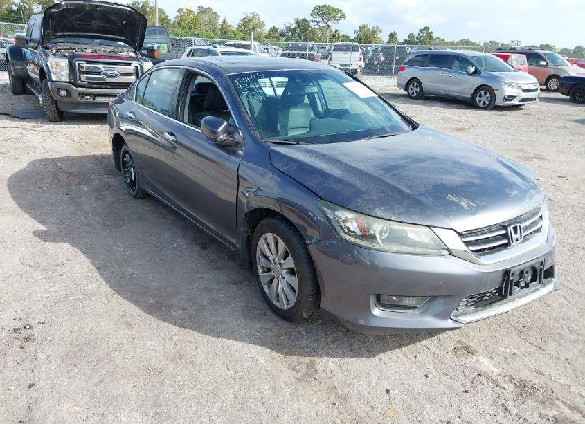 2014 Honda Accord EX-L V-6 (VIN 1HGCR3F81EA035702) main photo