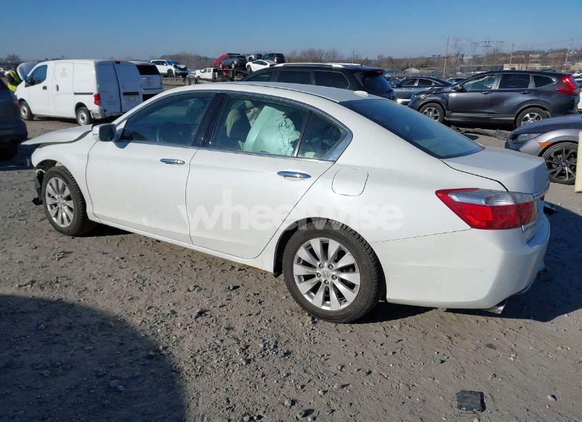 Photo 3 of 2014 Honda Accord EX-L V-6 (VIN 1HGCR3F81EA042147)