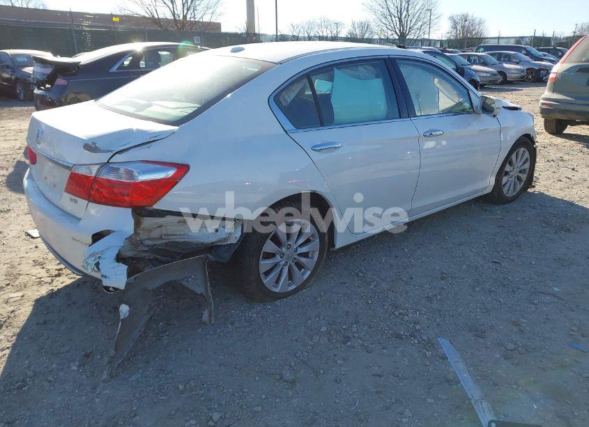 Photo 4 of 2014 Honda Accord EX-L V-6 (VIN 1HGCR3F81EA042147)