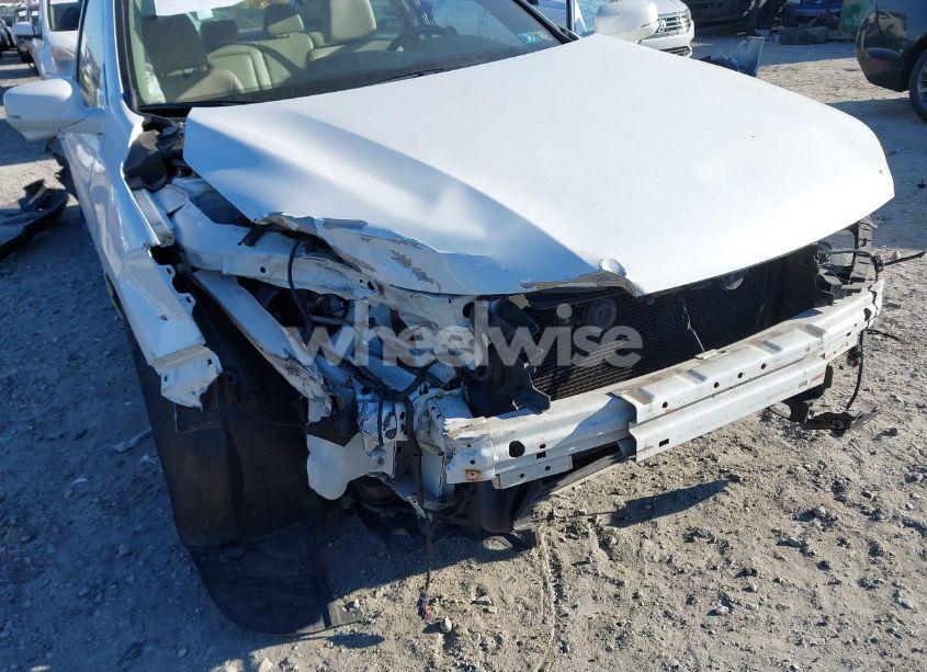 Photo 6 of 2014 Honda Accord EX-L V-6 (VIN 1HGCR3F81EA042147)