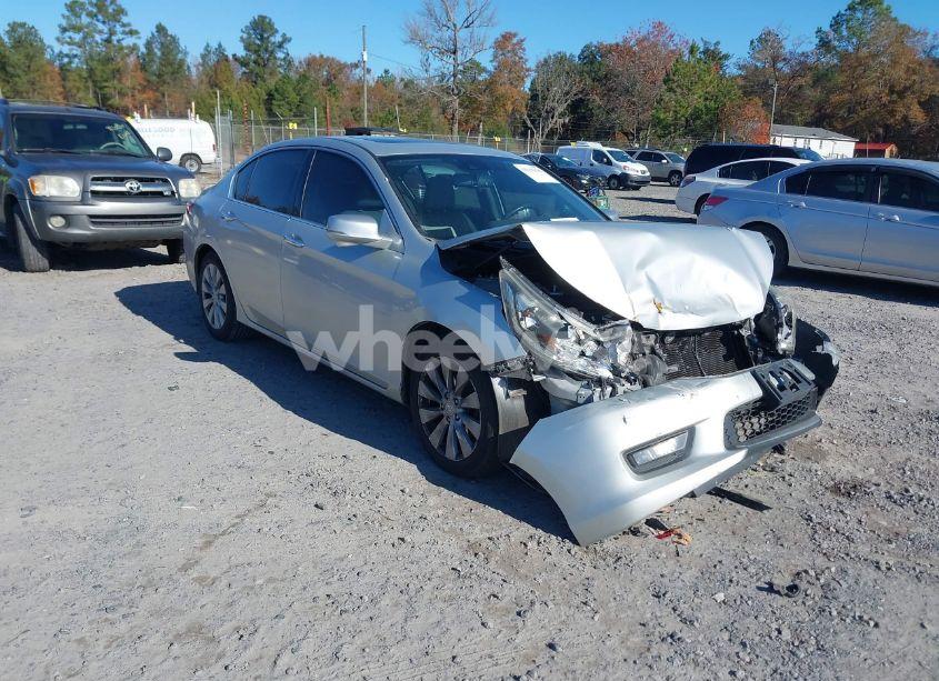 2015 Honda Accord EX-L V-6 (VIN 1HGCR3F81FA009540) main photo