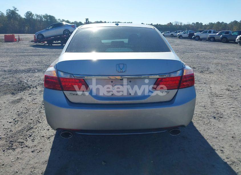 Photo 16 of 2015 Honda Accord EX-L V-6 (VIN 1HGCR3F81FA009540)