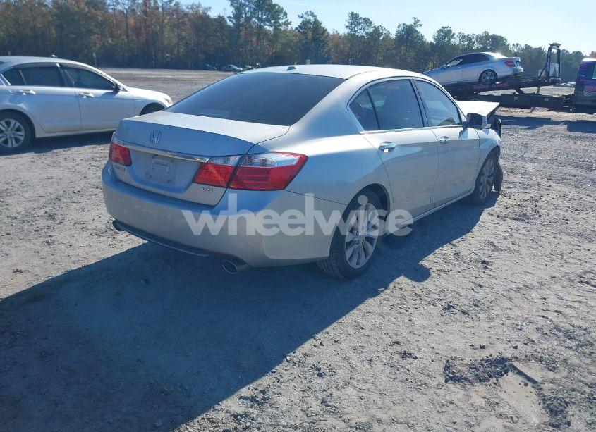 Photo 4 of 2015 Honda Accord EX-L V-6 (VIN 1HGCR3F81FA009540)