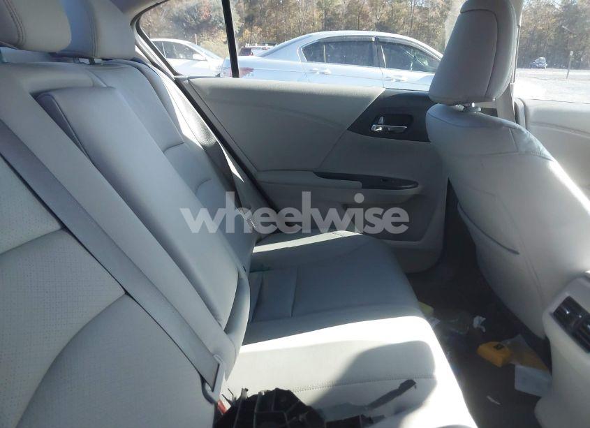 Photo 8 of 2015 Honda Accord EX-L V-6 (VIN 1HGCR3F81FA009540)