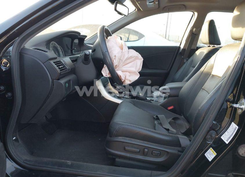 Photo 5 of 2015 Honda Accord EX-L V-6 (VIN 1HGCR3F81FA012034)