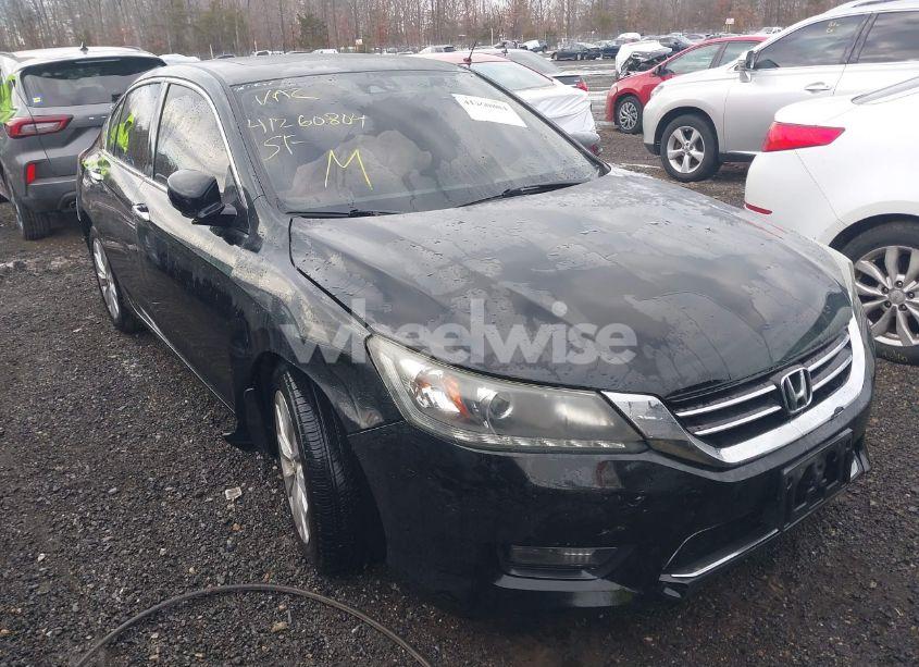 2015 Honda Accord EX-L V-6 (VIN 1HGCR3F81FA013684) main photo