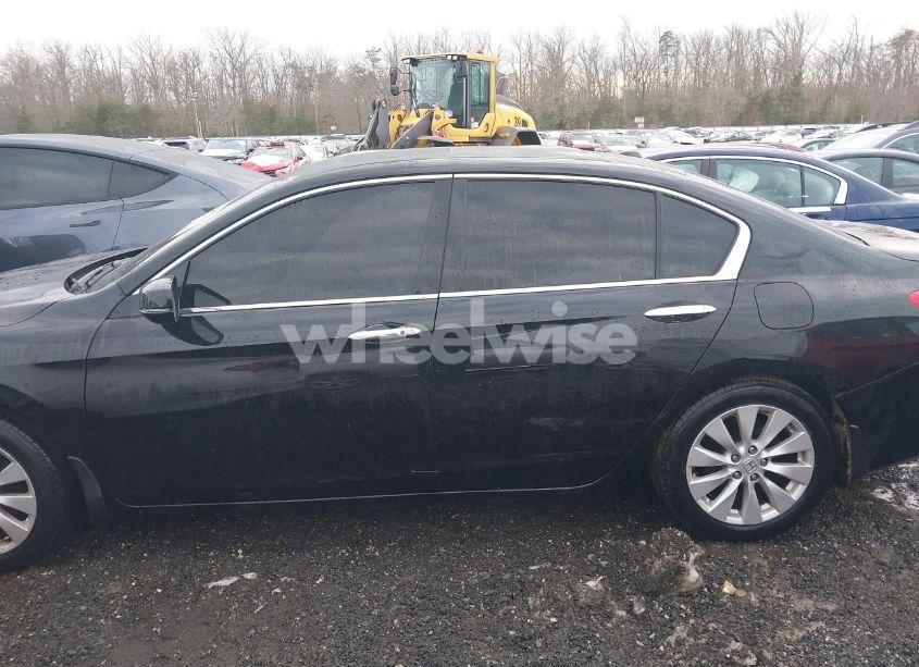 Photo 14 of 2015 Honda Accord EX-L V-6 (VIN 1HGCR3F81FA013684)