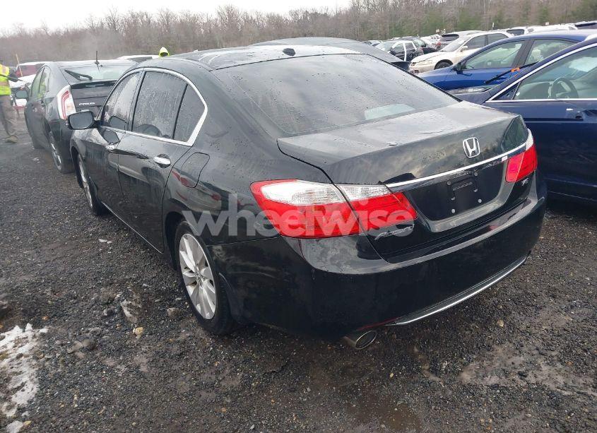 Photo 3 of 2015 Honda Accord EX-L V-6 (VIN 1HGCR3F81FA013684)